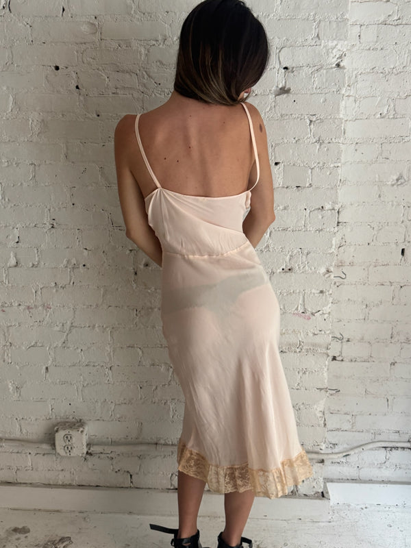 Vintage Pink Bow Slip