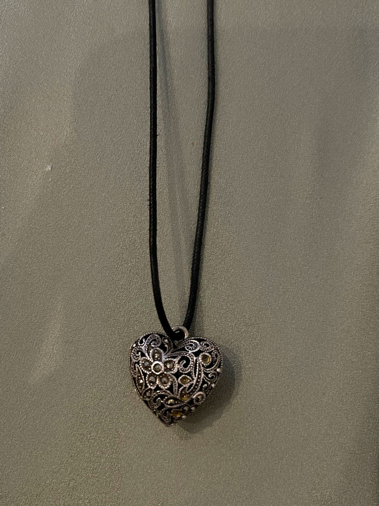 Billowed Heart Necklace